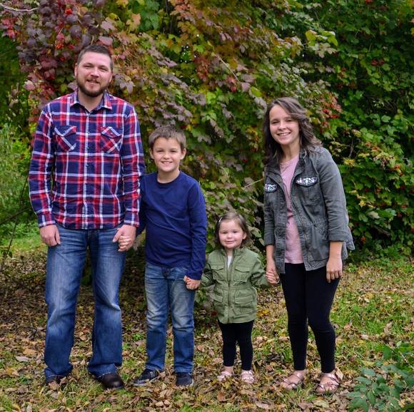 Profile Picture of Marissa Rolison (@marissarolison) on Poshmark