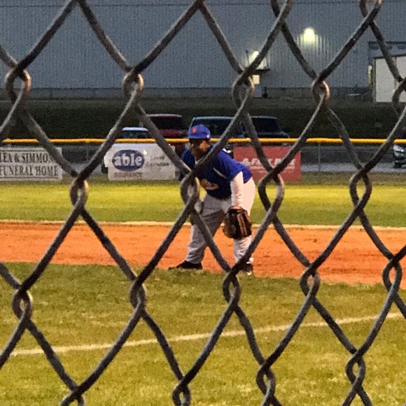 Profile Picture of Demarion Hines (@demarionhines) on Poshmark