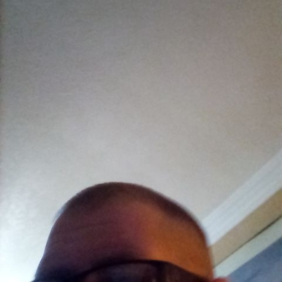 Profile Picture of Dennis Meyers (@dennismeyers203) on Poshmark