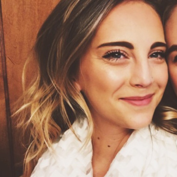 Profile Picture of Kristin Grecula (@kgrec4x) on Poshmark