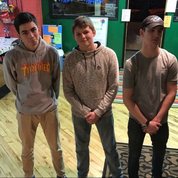 Profile Picture of Ian Froncek (@ianfroncek) on Poshmark