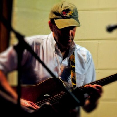 Profile Picture of John Moser (@JTubillard) on Twitter