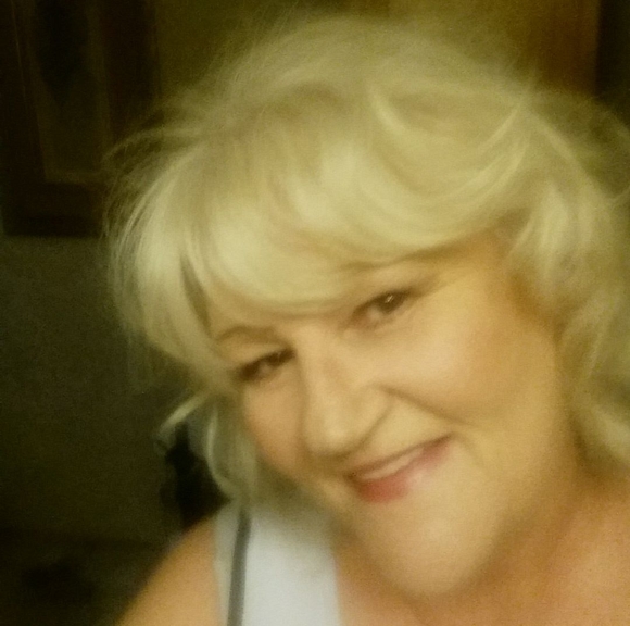 Profile Picture of Sherry Keeler (@cherrybomb1962) on Poshmark