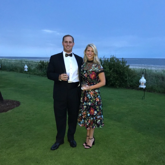 Profile Picture of Paige Mackay (@pd_mackay) on Poshmark