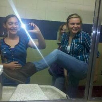 Profile Picture of Kaitelyn Lea Crosby (@kaitelynleac) on Twitter