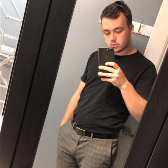 Profile Picture of James Hay (@jameshay_1) on Poshmark