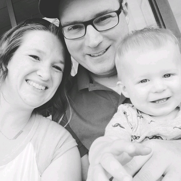 Profile Picture of Melissa Rineer (@mojorineer) on Poshmark