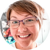 Profile Picture of Kimberly Triplett (@hookingdreamscrochet) on Youtube