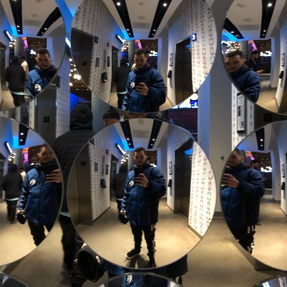 Profile Picture of Jeremiah Carpineto (@jerefiyah) on Poshmark