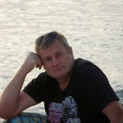 Profile Picture of Tadeusz Kalinowski (@TFerbud) on Twitter