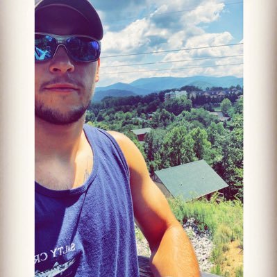 Profile Picture of Tyler Stanton (@_tylerstanton_) on Twitter