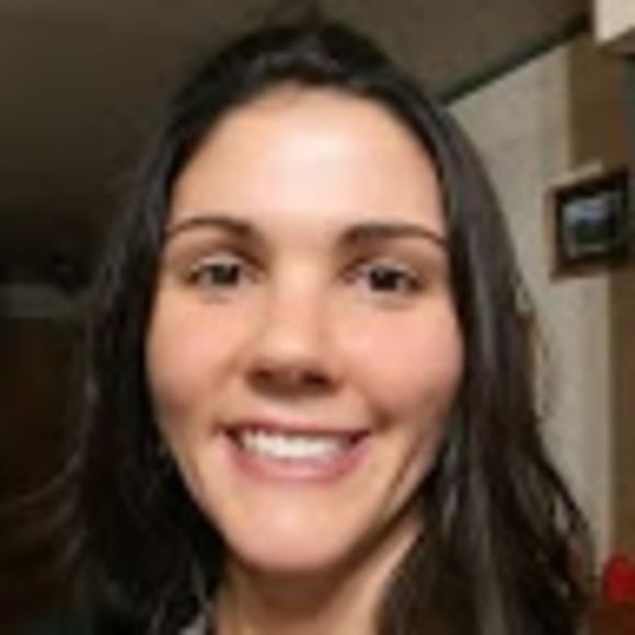 Profile Picture of Bobbi jo Weeks (@weeksbobbijo) on Poshmark