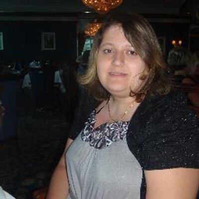 Profile Picture of Catherine Persic (@@CathVanPersie) on Twitter