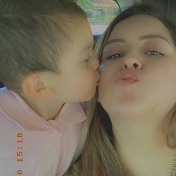 Profile Picture of Elva Favella (@elva001) on Poshmark