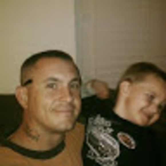 James Bentler - Poshmark Profile Picture of James Bentler (@jamesbentler) on Poshmark