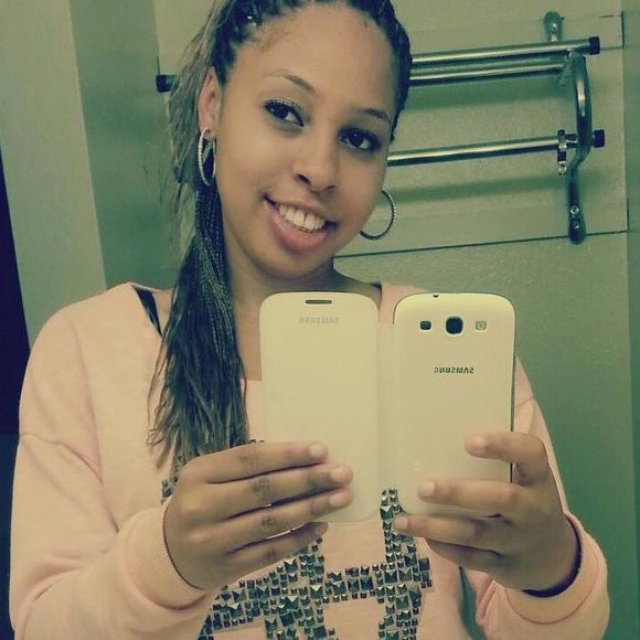 Profile Picture of Paja Jones (@pajasnee) on Poshmark