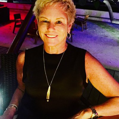 Profile Picture of Lori Cohen (@lori_cohenl) on Twitter