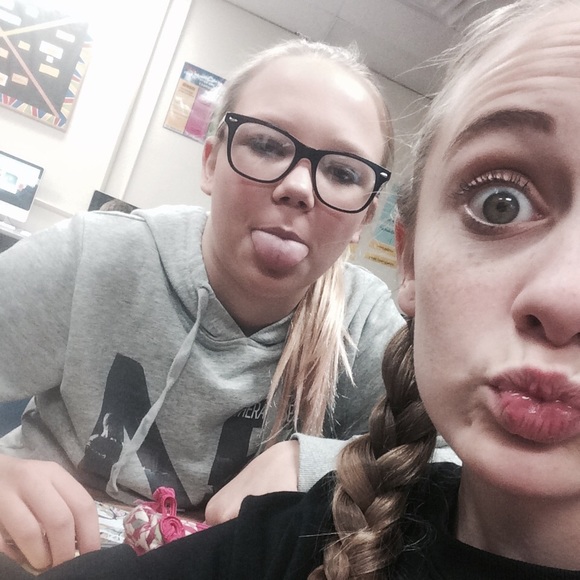 Profile Picture of Lauren Penkhus (@lauren__penkhus) on Poshmark