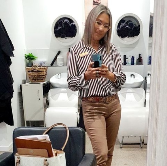 Profile Picture of Sandra Barnby (@sandrabarnby) on Poshmark