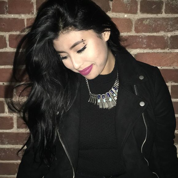 Profile Picture of Mirna Andrade (@mirnamaybe) on Poshmark