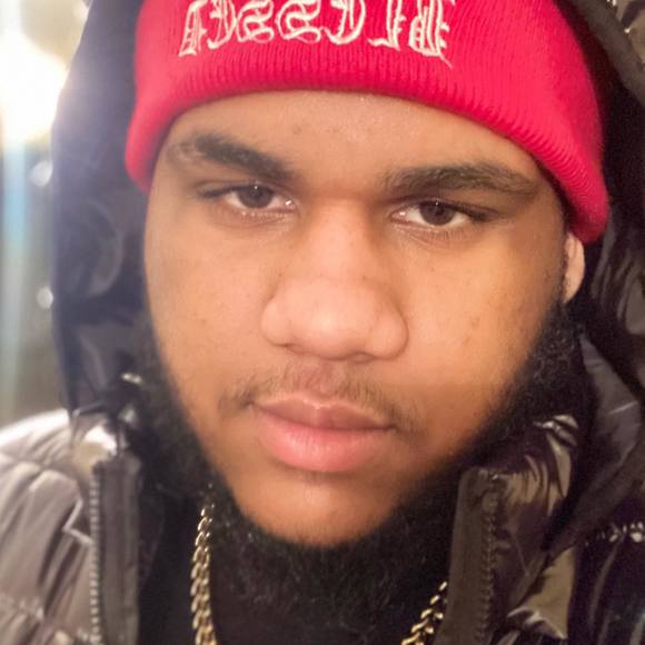 Profile Picture of Jose Jean (@josejean95) on Poshmark