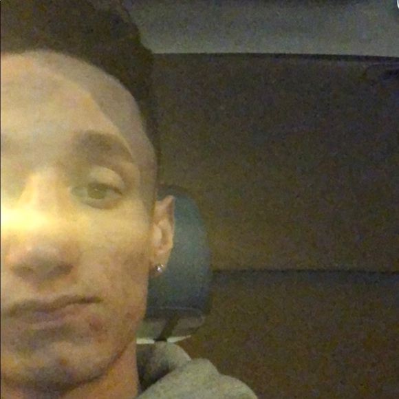 Profile Picture of Tyler Braet (@tyjabr1234) on Poshmark