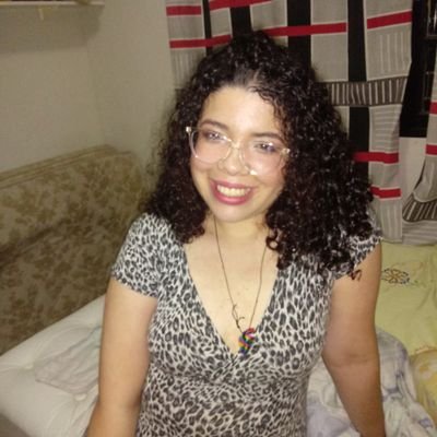 Profile Picture of Isabela Carvalho ❤ (@EscritoraIsa_) on Twitter