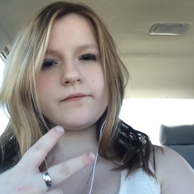 Profile Picture of Brianna Schroeder (@bribear01) on Twitter