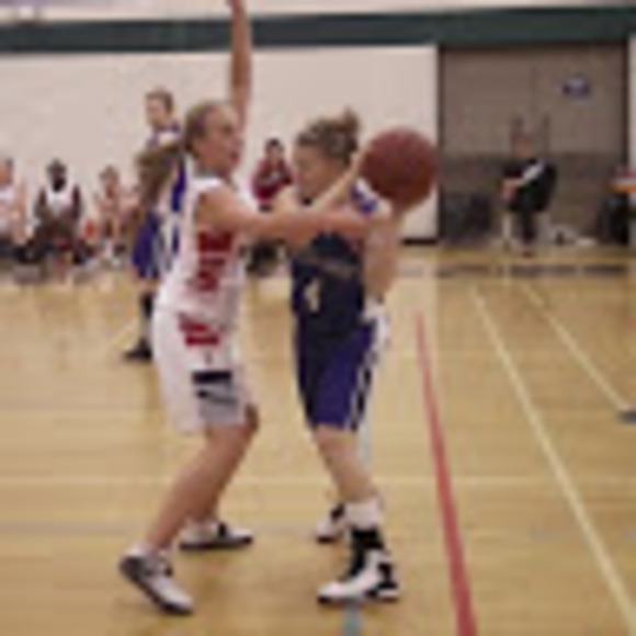 Profile Picture of Autumn Hay (@autumnhay04) on Poshmark