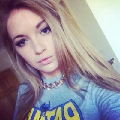 Profile Picture of Rachel (@RachelBroux) on Twitter