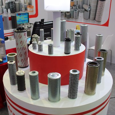 Derrick Huang - Twitter Profile Picture of Derrick Huang (@WKeHydraulic) on Twitter