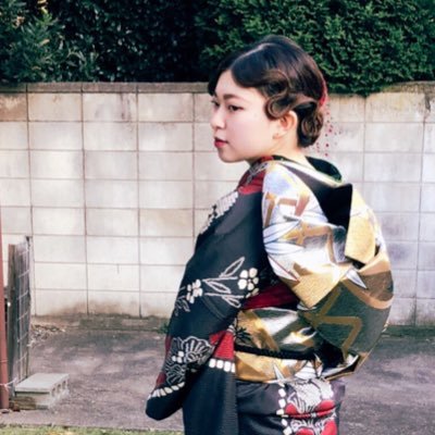 Profile Picture of M O E (@cathy_apple_) on Twitter
