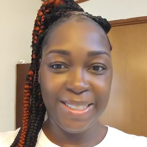 Profile Picture of Pamela Morrison (@blackgirl324) on Poshmark