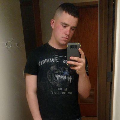 Profile Picture of Dee Fischer (@usarmy13b) on Twitter