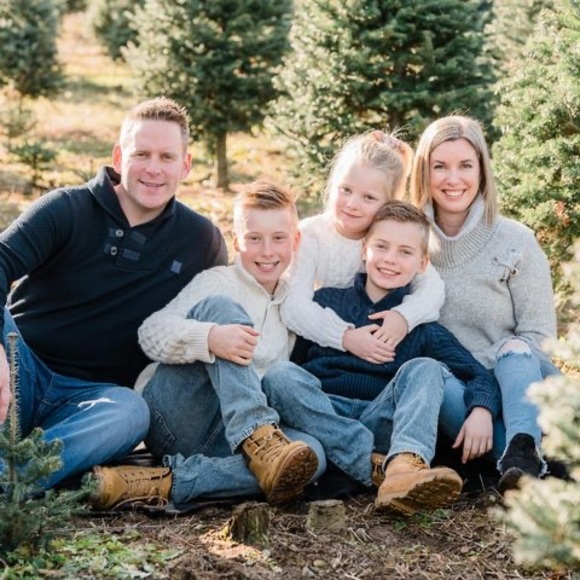 Profile Picture of Marie-michèle Benoit (@mm_benoit) on Poshmark