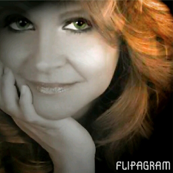 Profile Picture of Katherine Drake (@1sexysoul) on Poshmark