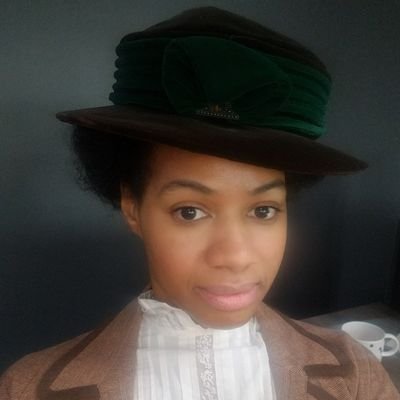 Profile Picture of Aisha Brown (@Aieeesha) on Twitter