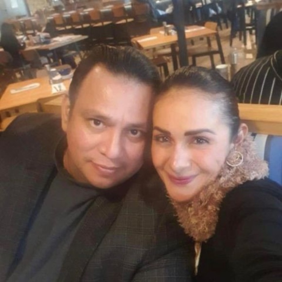 Profile Picture of James Sustaita (@812esquire) on Poshmark