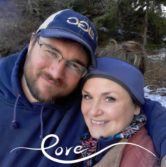 Niki Balbach - Poshmark Profile Picture of Niki Balbach (@balbach31) on Poshmark