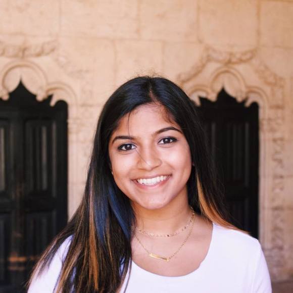 Profile Picture of Sreya Addanki (@sreyaaddanki) on Poshmark