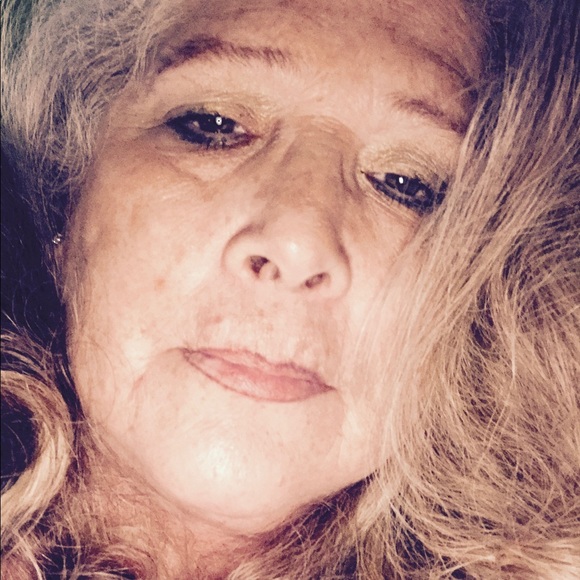 Profile Picture of Karen Mckinster (@karensway1953) on Poshmark