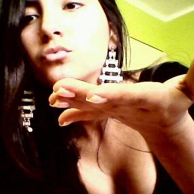 Profile Picture of Jennifer Falla (@Jeniifine) on Twitter