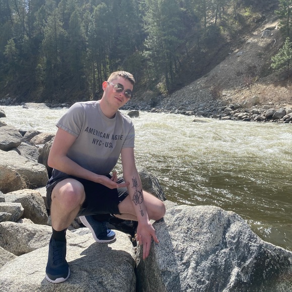 Profile Picture of Jared Rutherford (@jruthe) on Poshmark