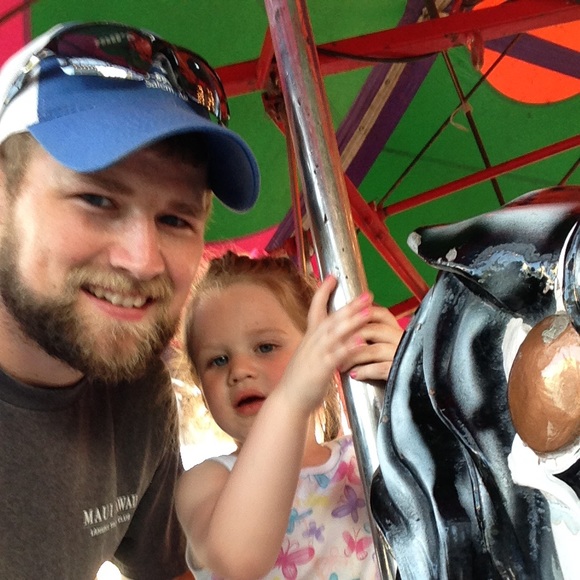 Profile Picture of Chris Foresythe (@foresythe73) on Poshmark