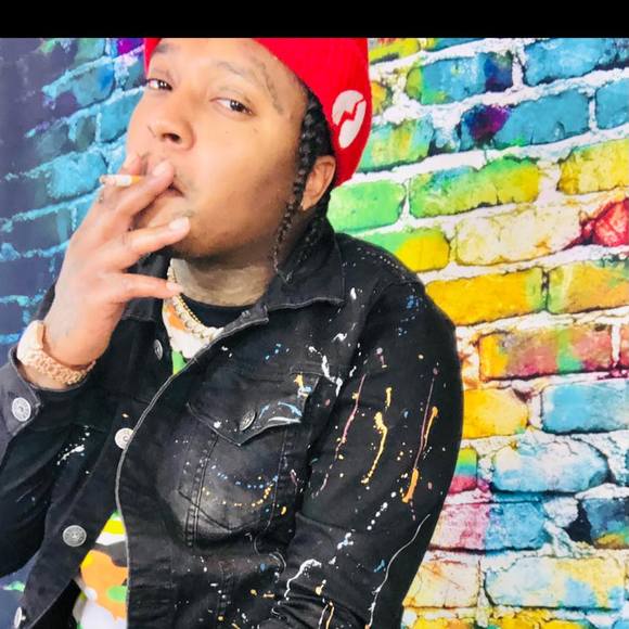 Profile Picture of Bobbel Isaac (@pain_thagod) on Poshmark