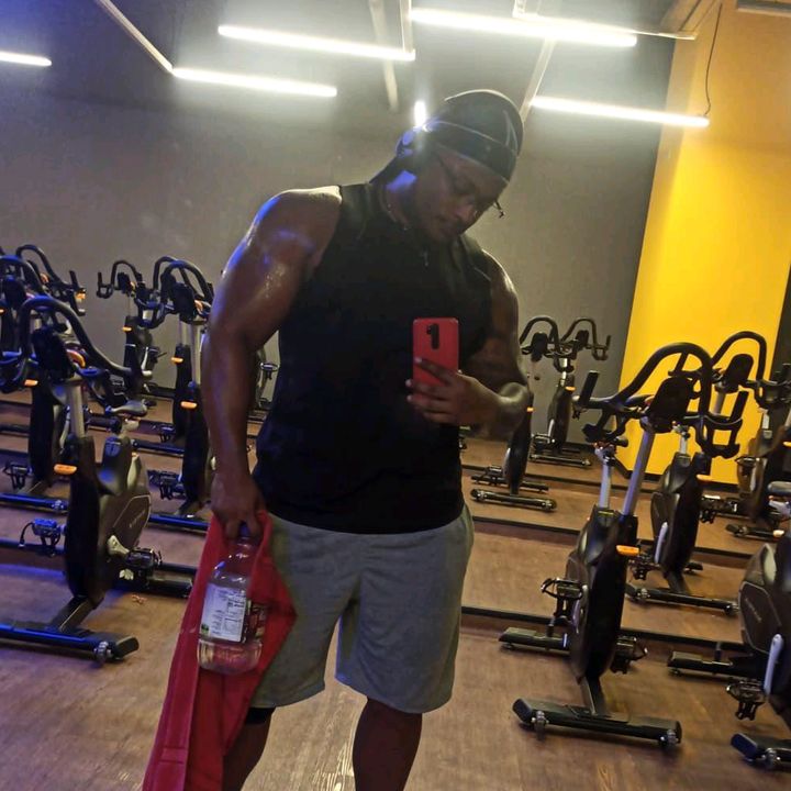 Profile Picture of Aaron Pinzon (@imaalexis) on Tiktok