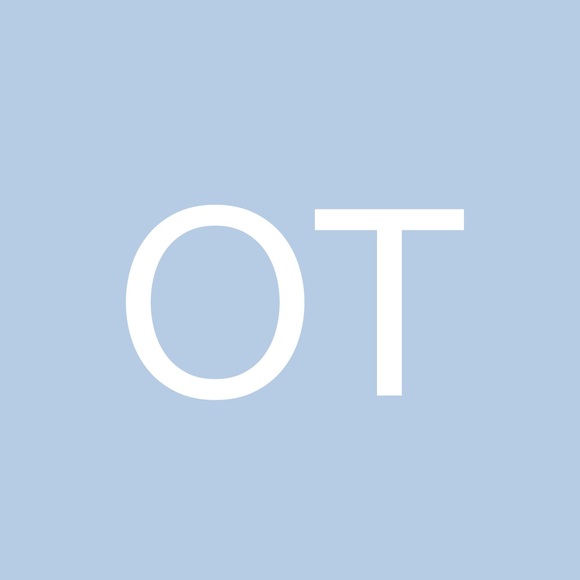 Profile Picture of Oliver Thombs (@oliverthombs) on Poshmark