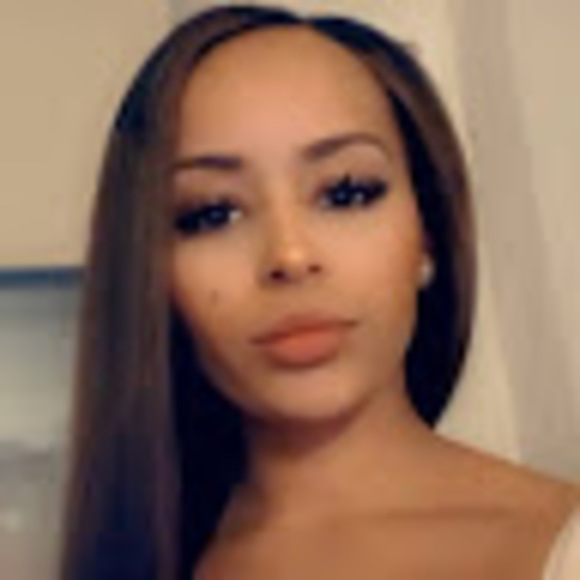 Profile Picture of Aster Berhane (@asterbberhane) on Poshmark