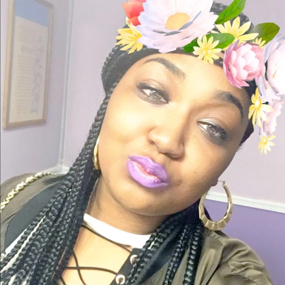 Profile Picture of Ieisha Jones (@mora9166) on Poshmark