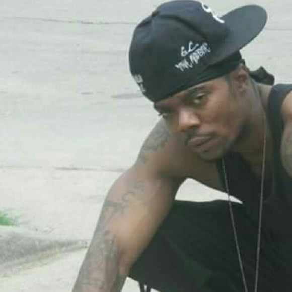 Profile Picture of Gregory Kelly (@mobmusic318) on Poshmark